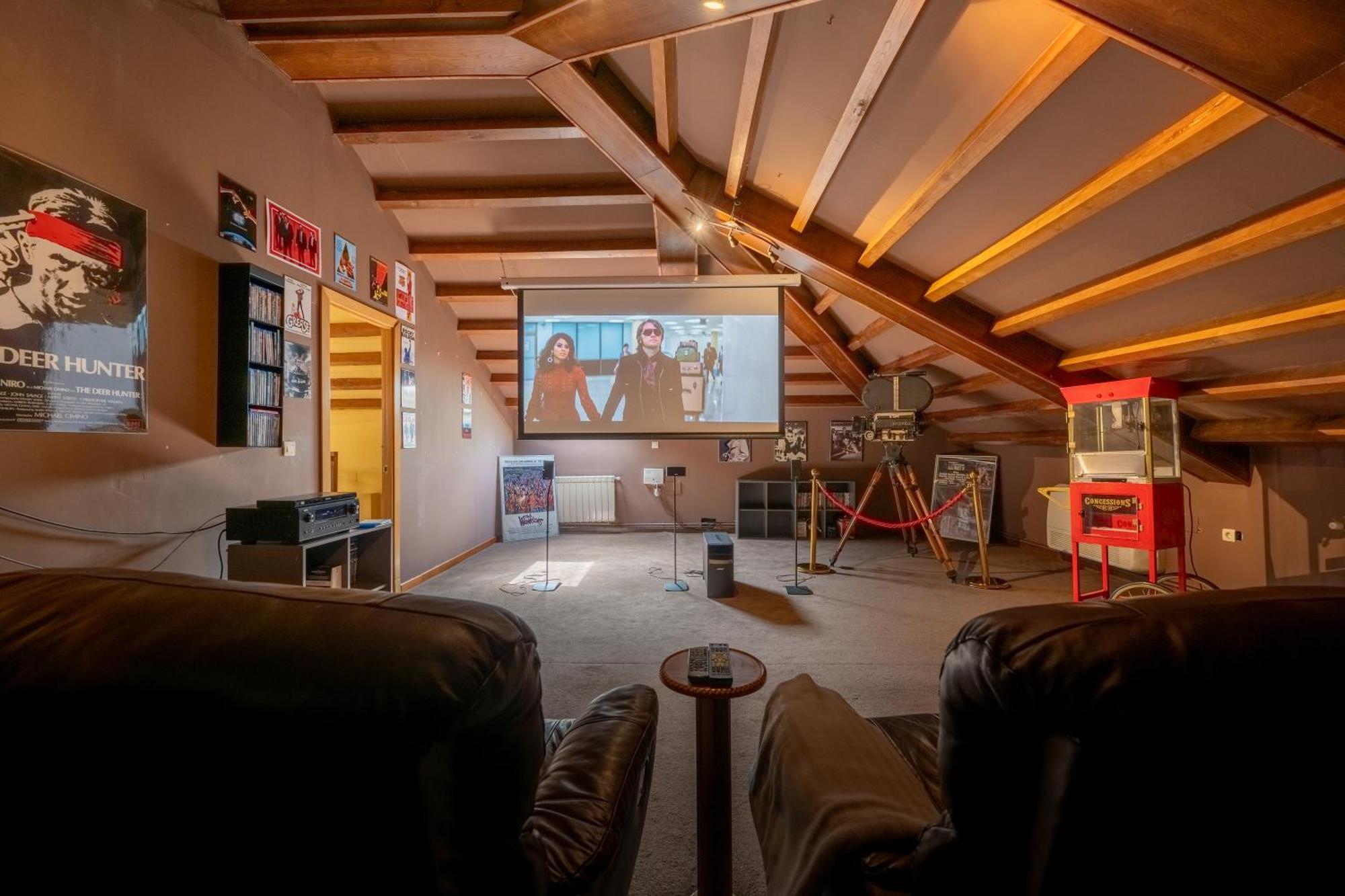 Villa En Asturias Con Cine, Piscina, Bbq, Juegos, 14 Pax Cobre Dış mekan fotoğraf