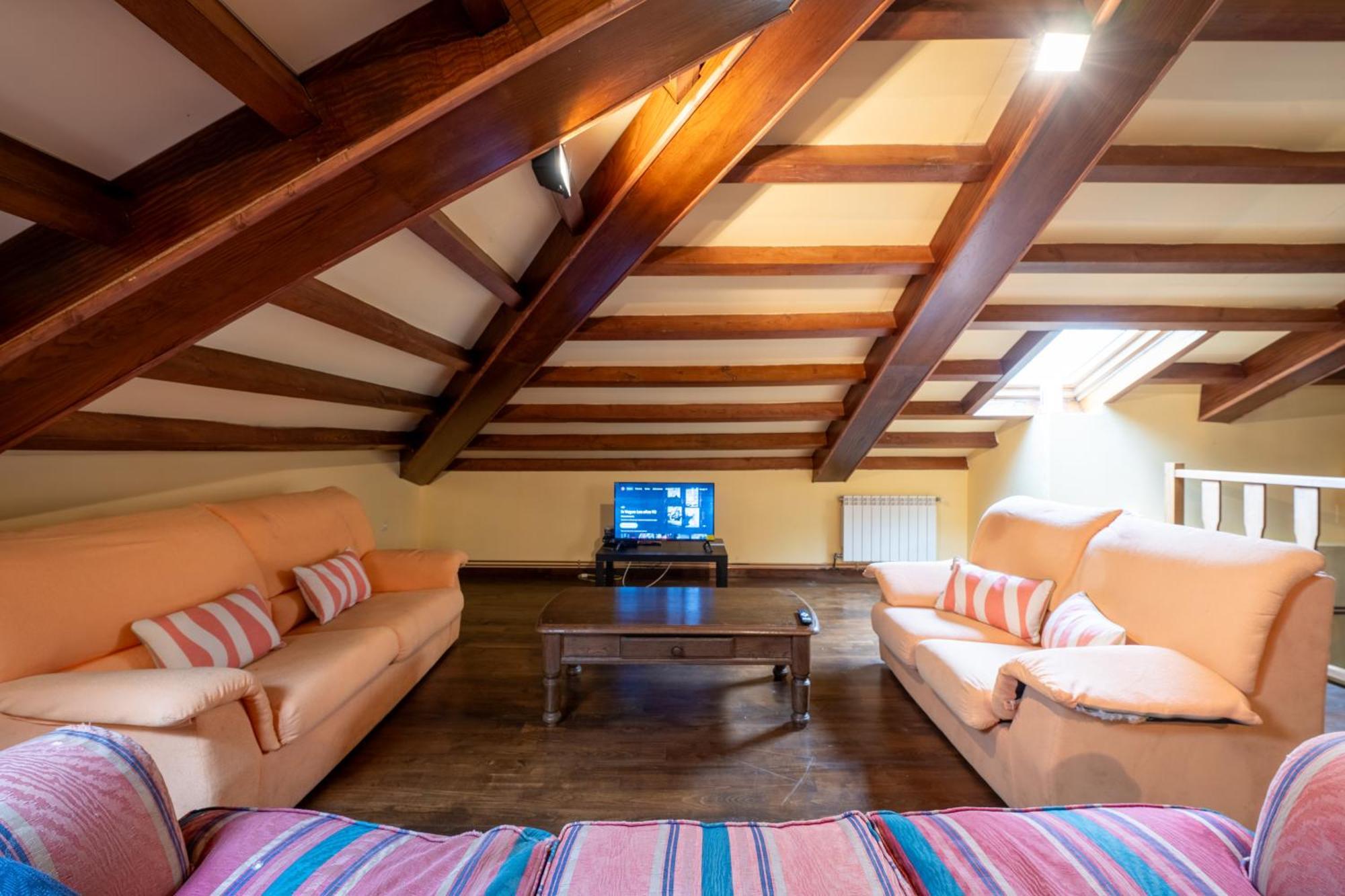 Villa En Asturias Con Cine, Piscina, Bbq, Juegos, 14 Pax Cobre Dış mekan fotoğraf